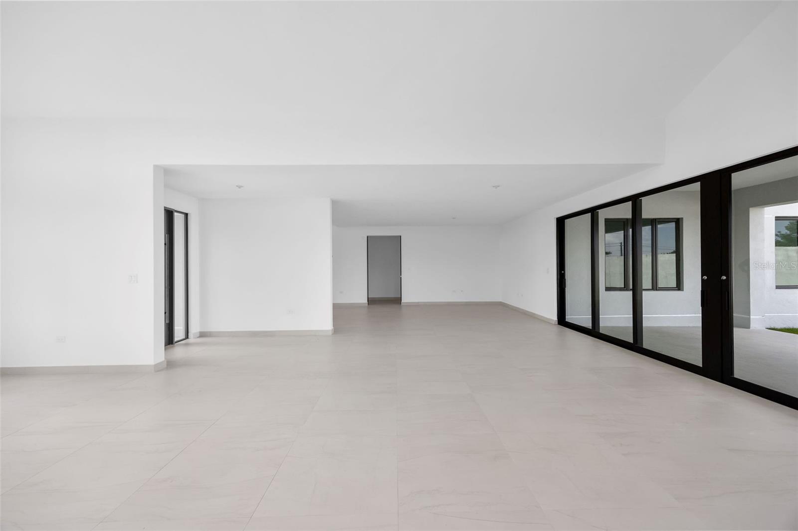 SABANERA DE DORADO - Residential