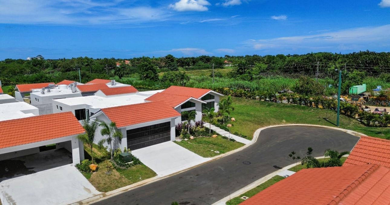 SABANERA DE DORADO - Residential