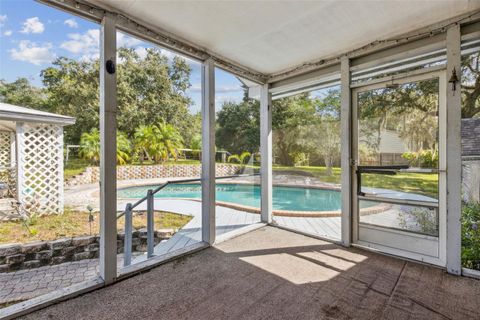 A home in DEBARY