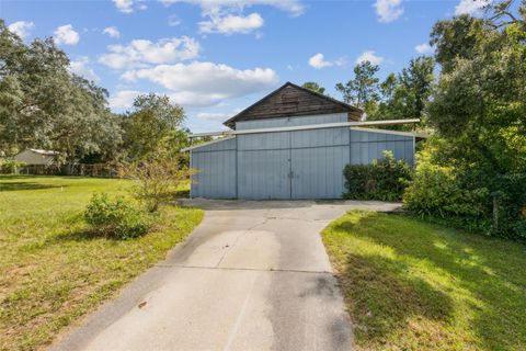 A home in DEBARY