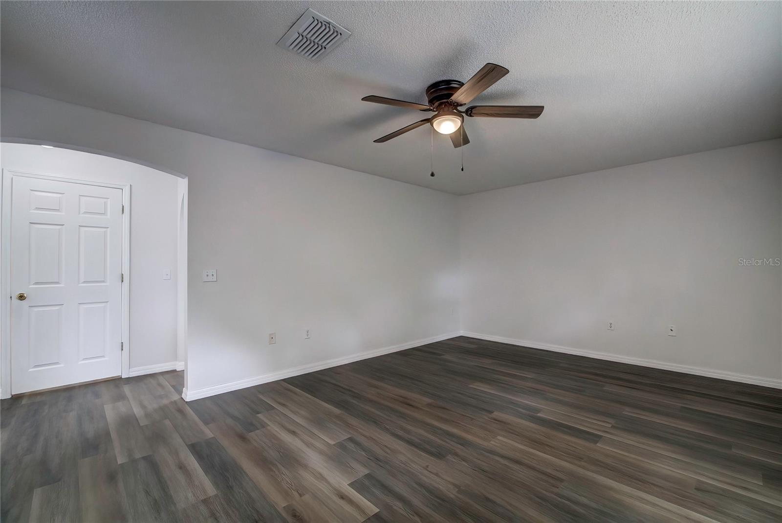 SPRING HILL - Residential Lease