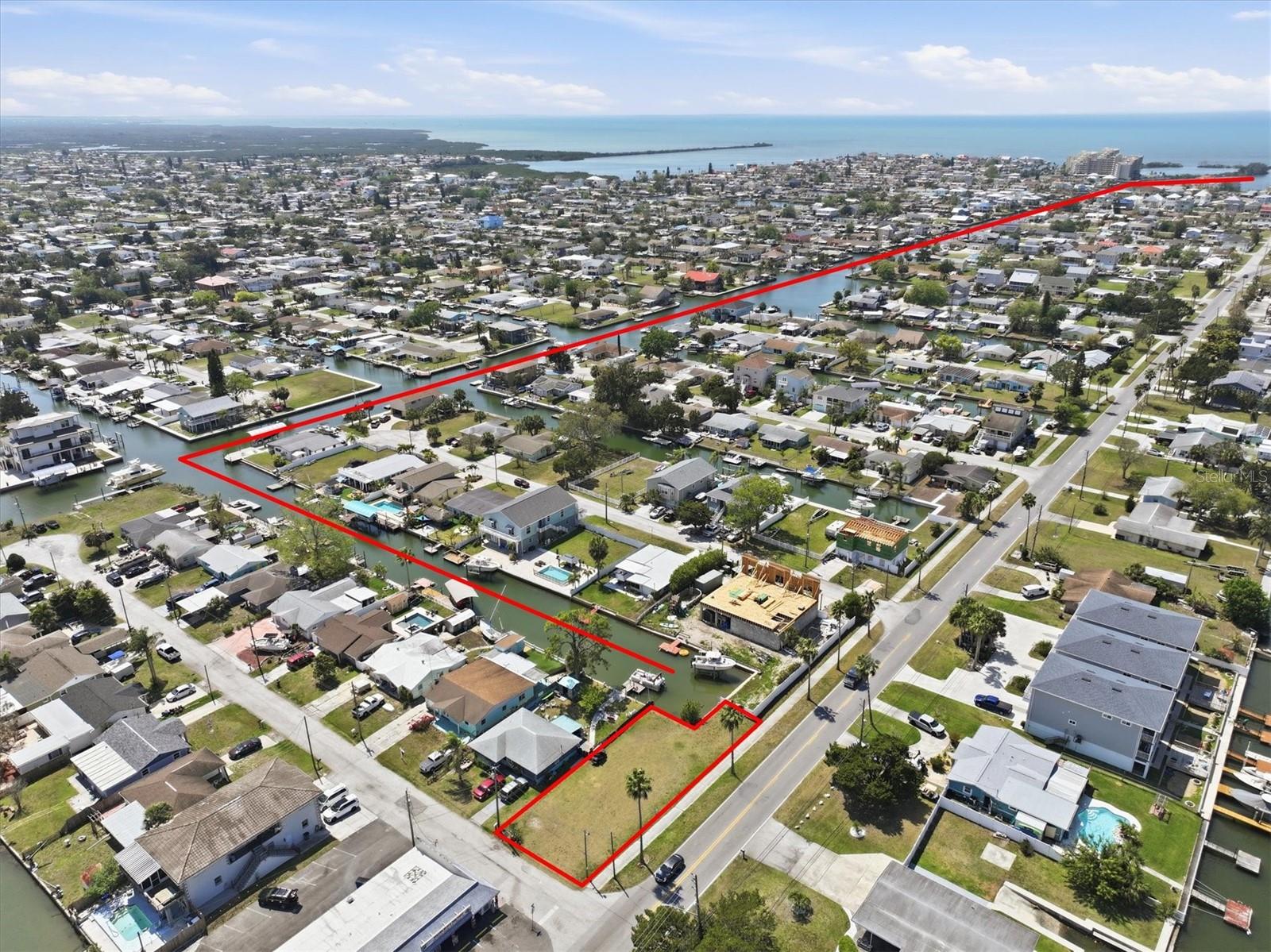 HUDSON BEACH ESTATES - Land