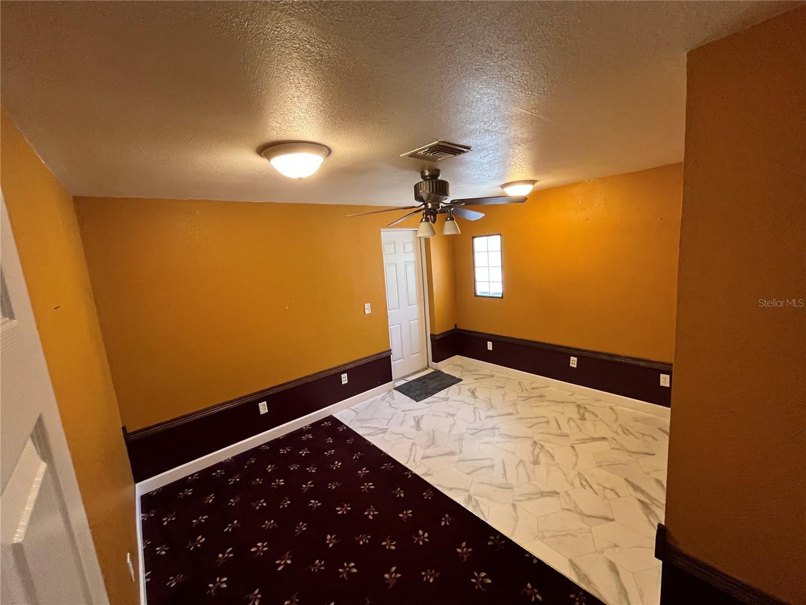 AVON PARK - Commercial Sale