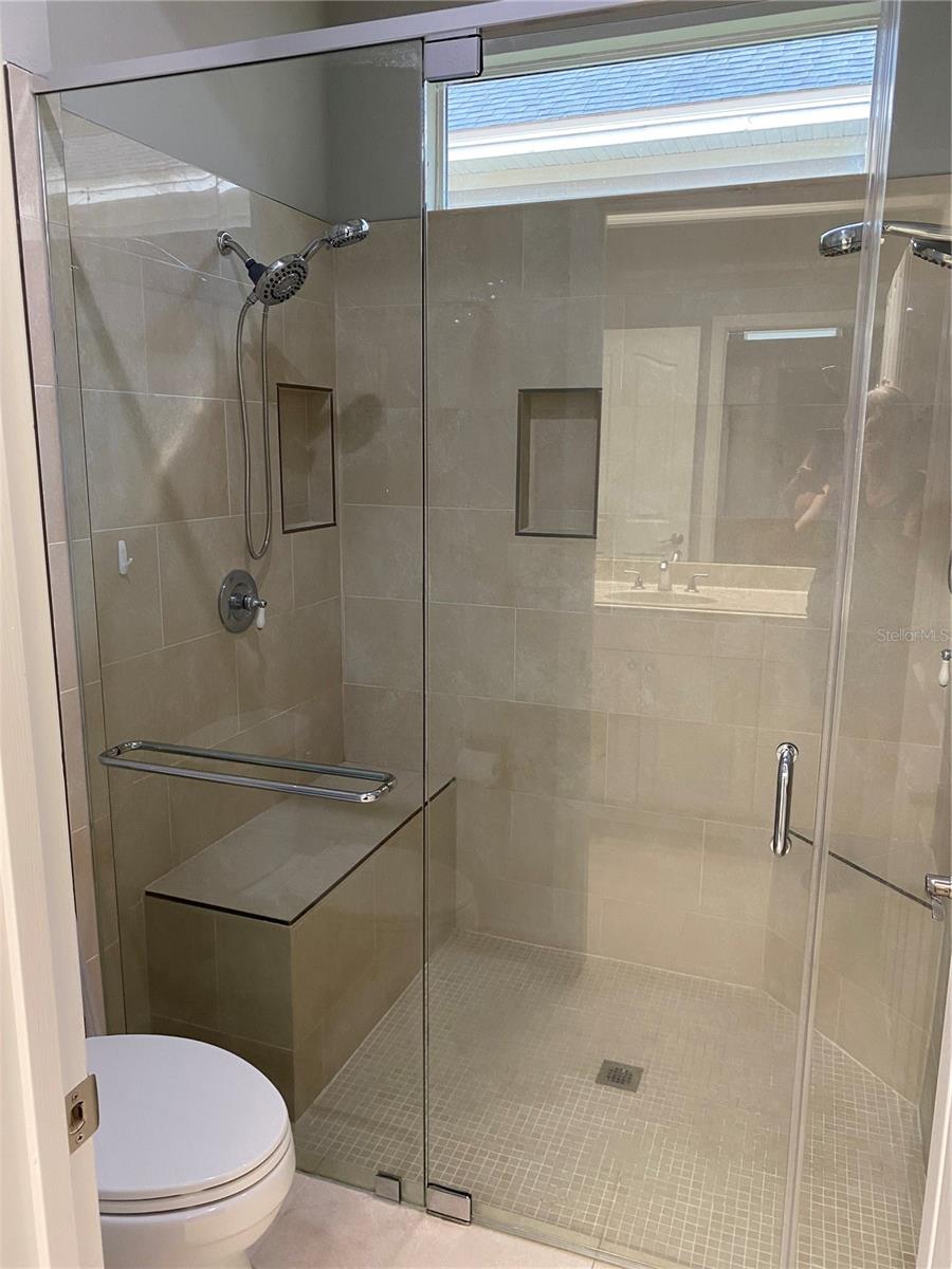 BRECKENRIDGE CLUSTER - Residential Lease