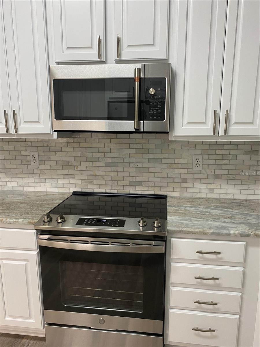 BRECKENRIDGE CLUSTER - Residential Lease