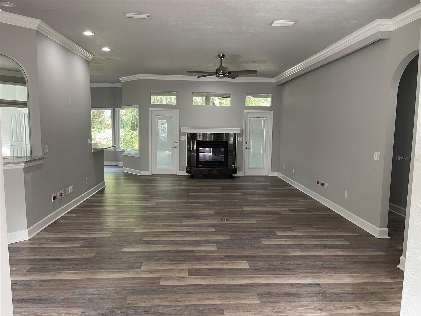 BRECKENRIDGE CLUSTER - Residential Lease