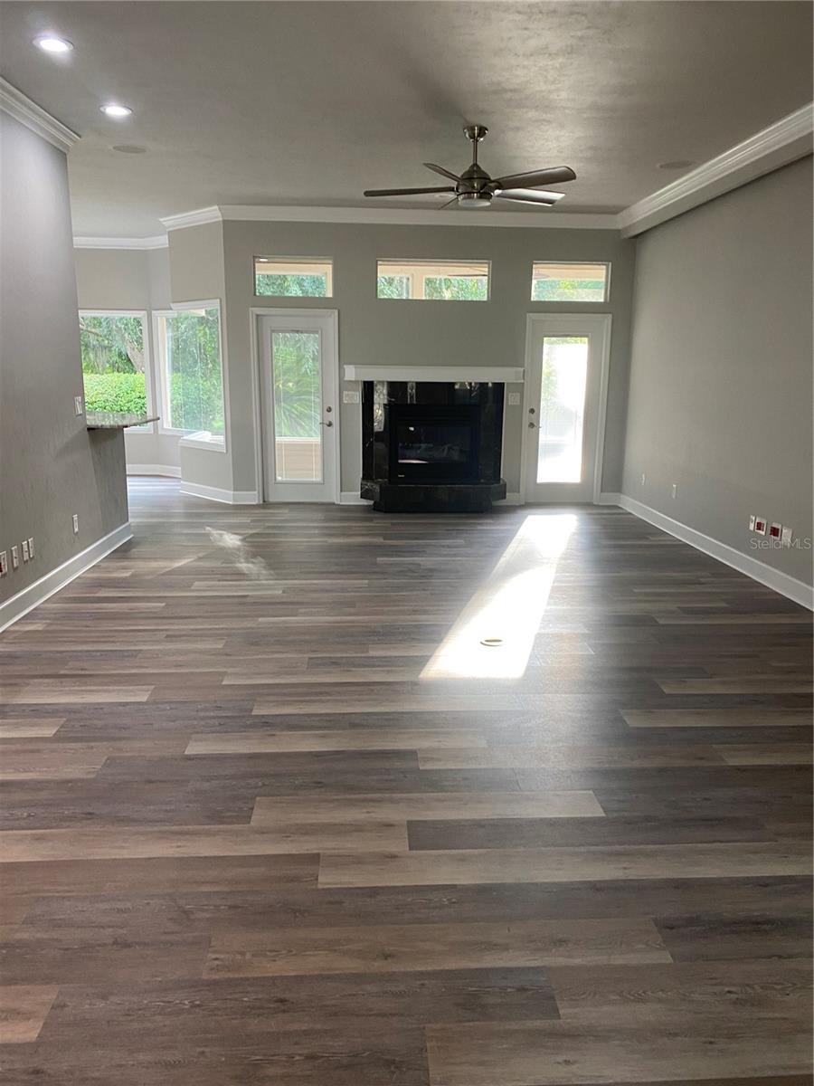 BRECKENRIDGE CLUSTER - Residential Lease