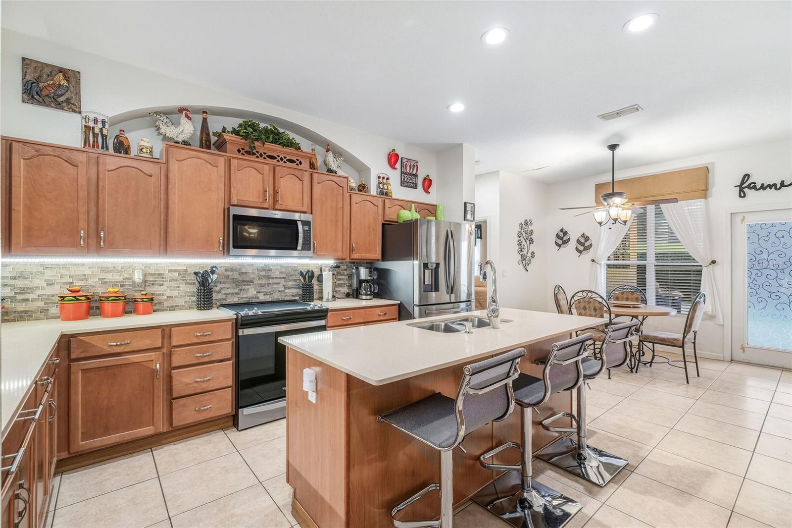 LAKE LOUISA HIGHLANDS PH 02 A & B LT 60 - Residential