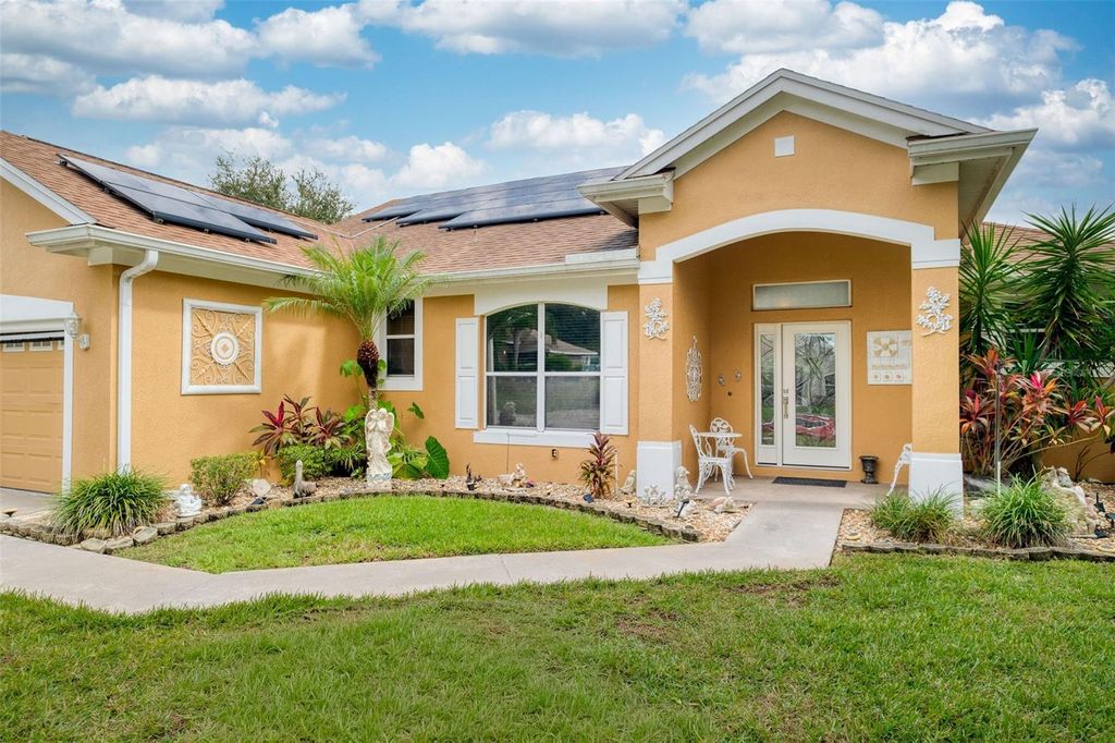 Photo of 13409 Via Roma Circle, Clermont, FL 34711 (MLS # O6355987)