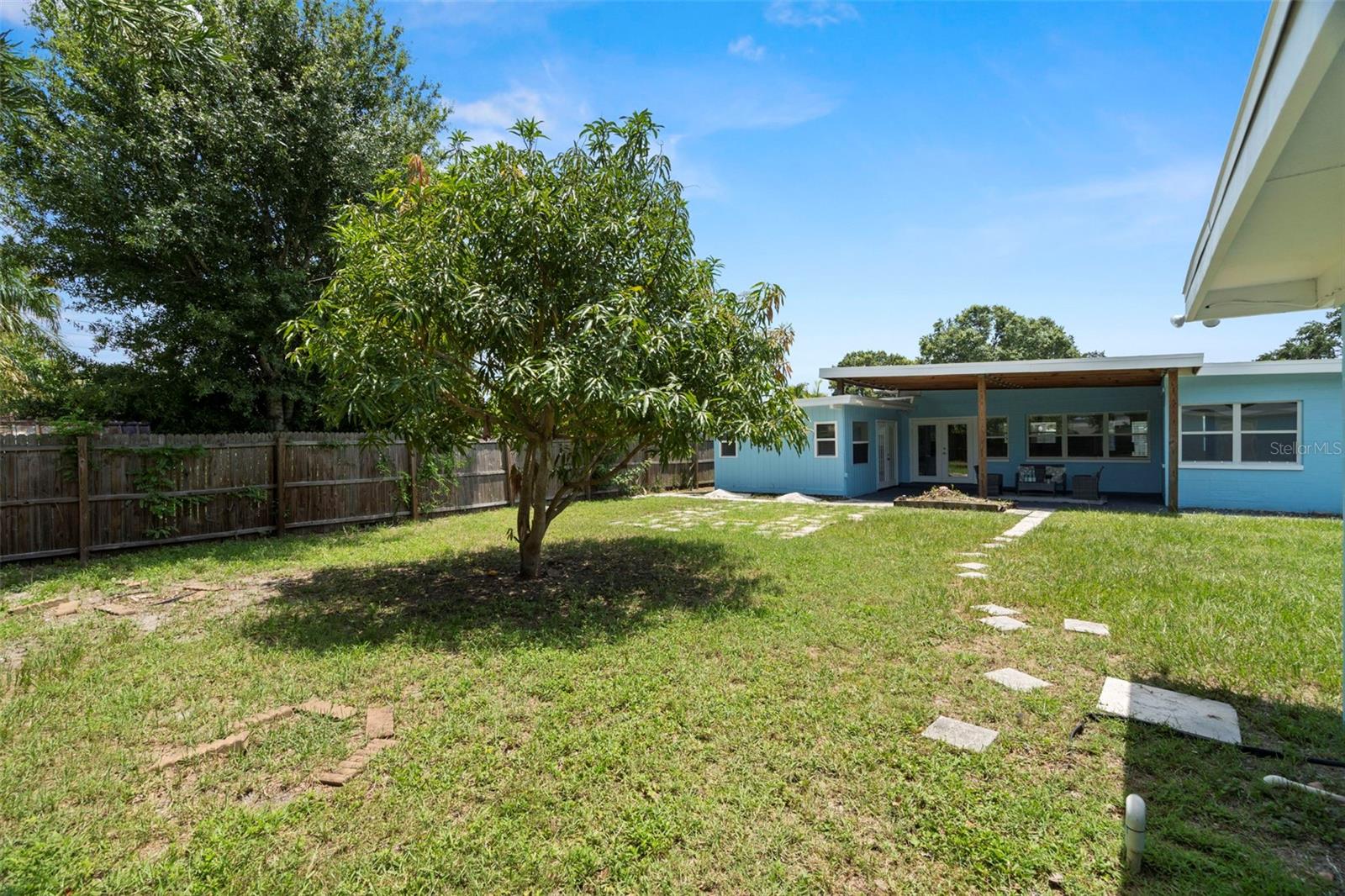 BOCA CIEGA ESTATES - Residential