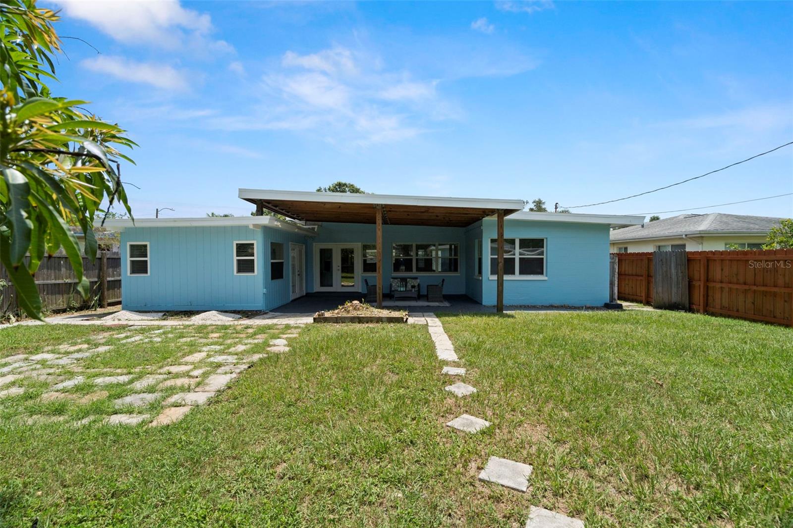 BOCA CIEGA ESTATES - Residential