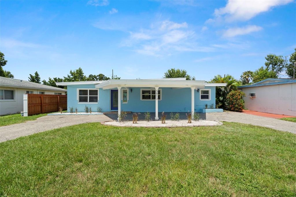 Photo of 5813 18th Avenue S, Gulfport, FL 33707 (MLS # A4692739)