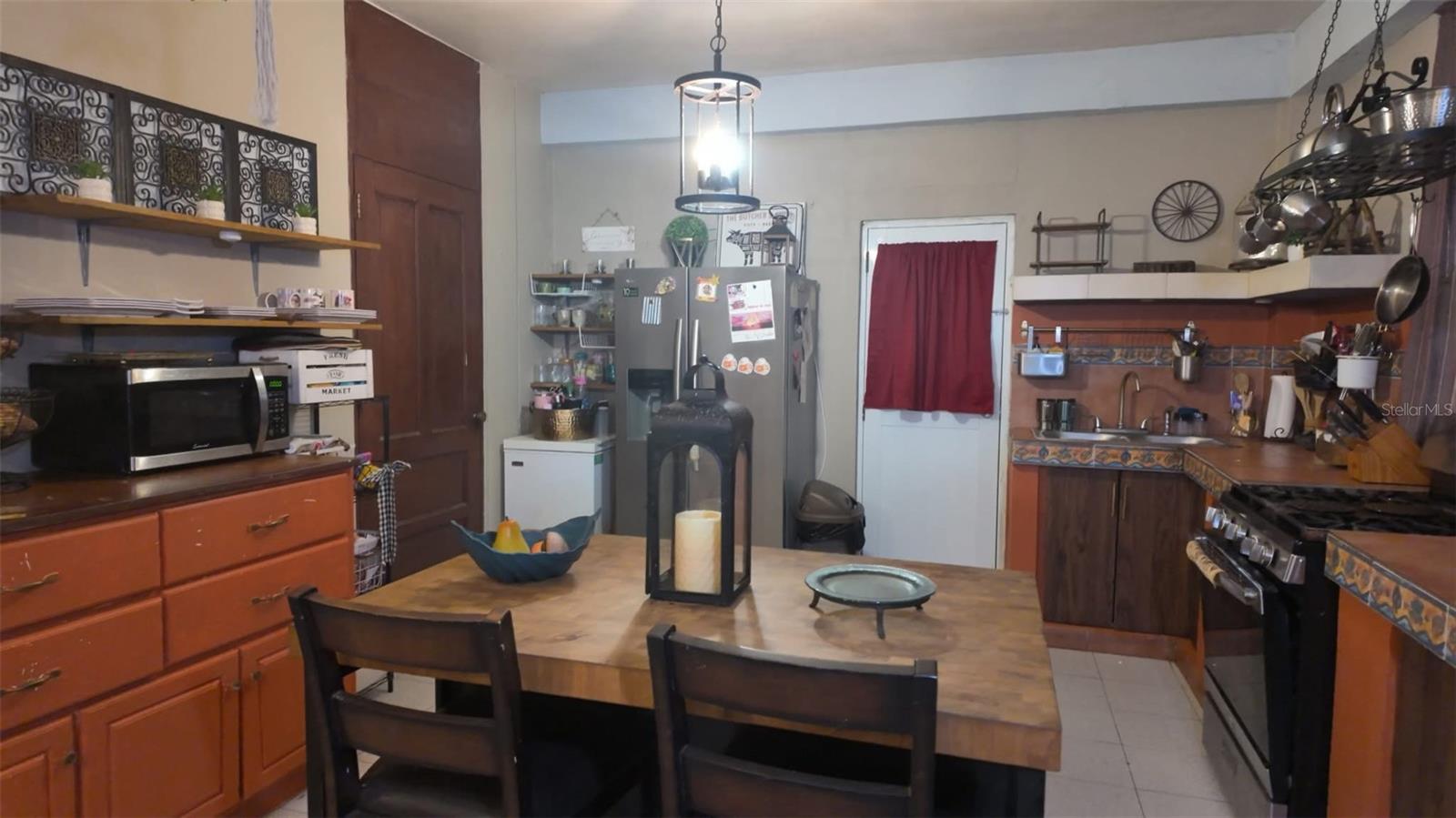 BO. NARANJO FAJARDO - Residential