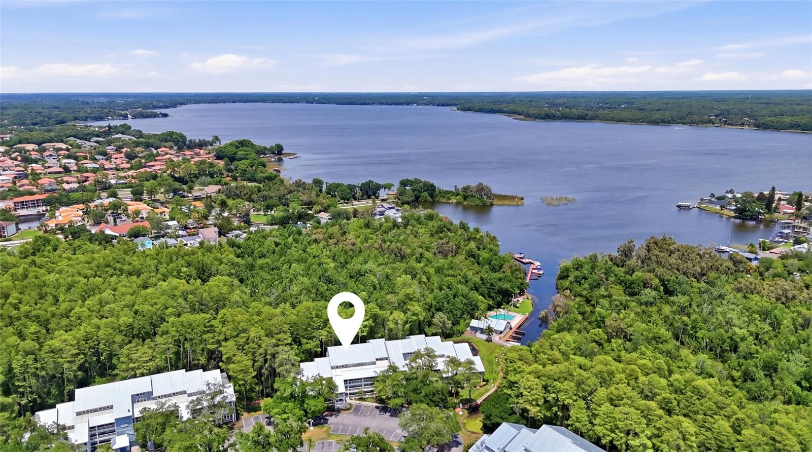 DOLLY BAY VILLAGE ON - Residential