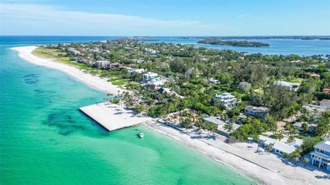 A home in LONGBOAT KEY