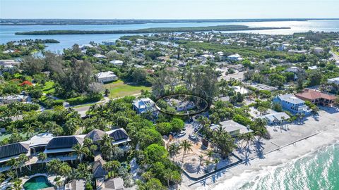 A home in LONGBOAT KEY