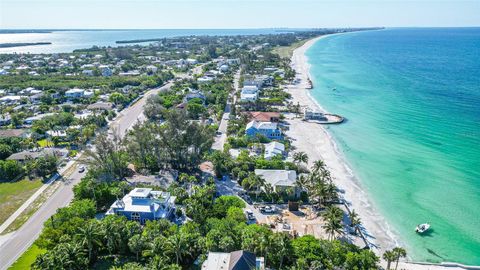 A home in LONGBOAT KEY