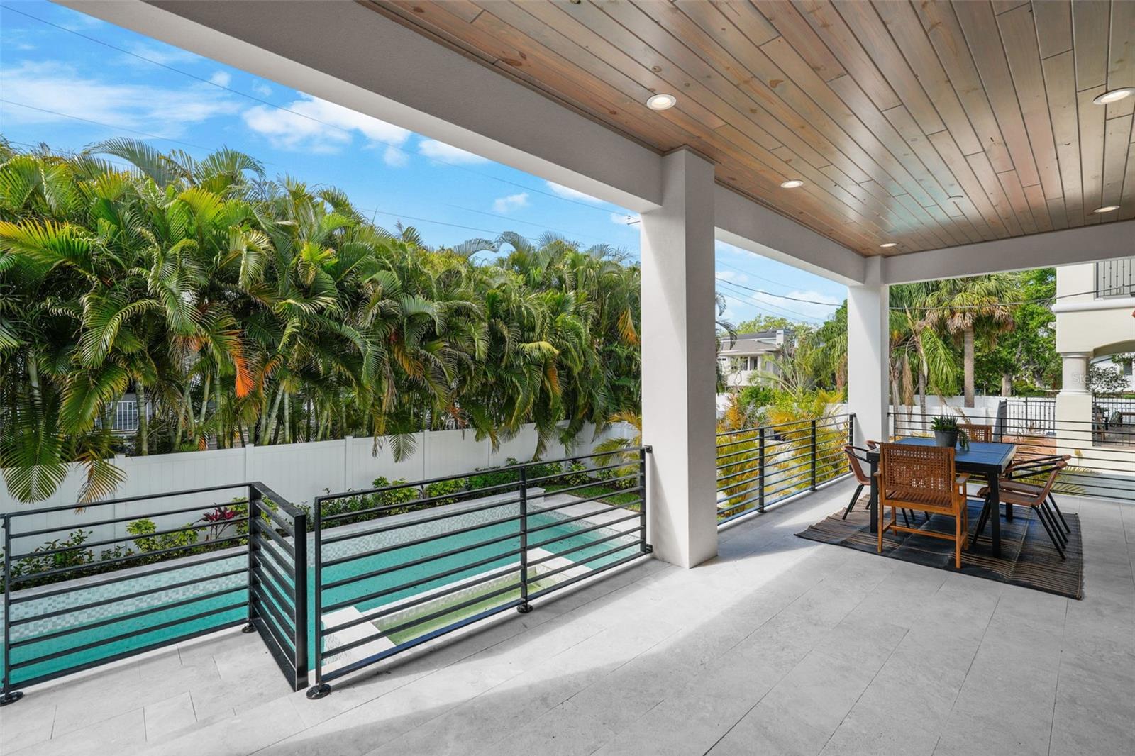 SUNSET PARK - Residential Lease