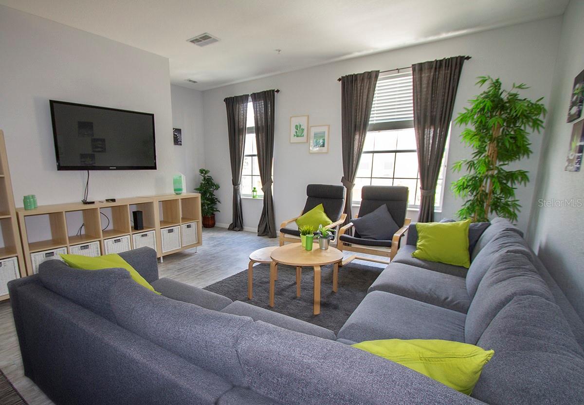 BAYSHORE/VISTA CAY PH 06 - Residential