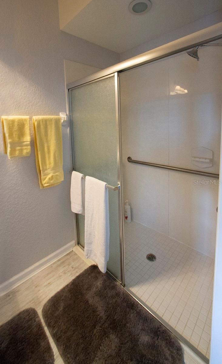 BAYSHORE/VISTA CAY PH 06 - Residential