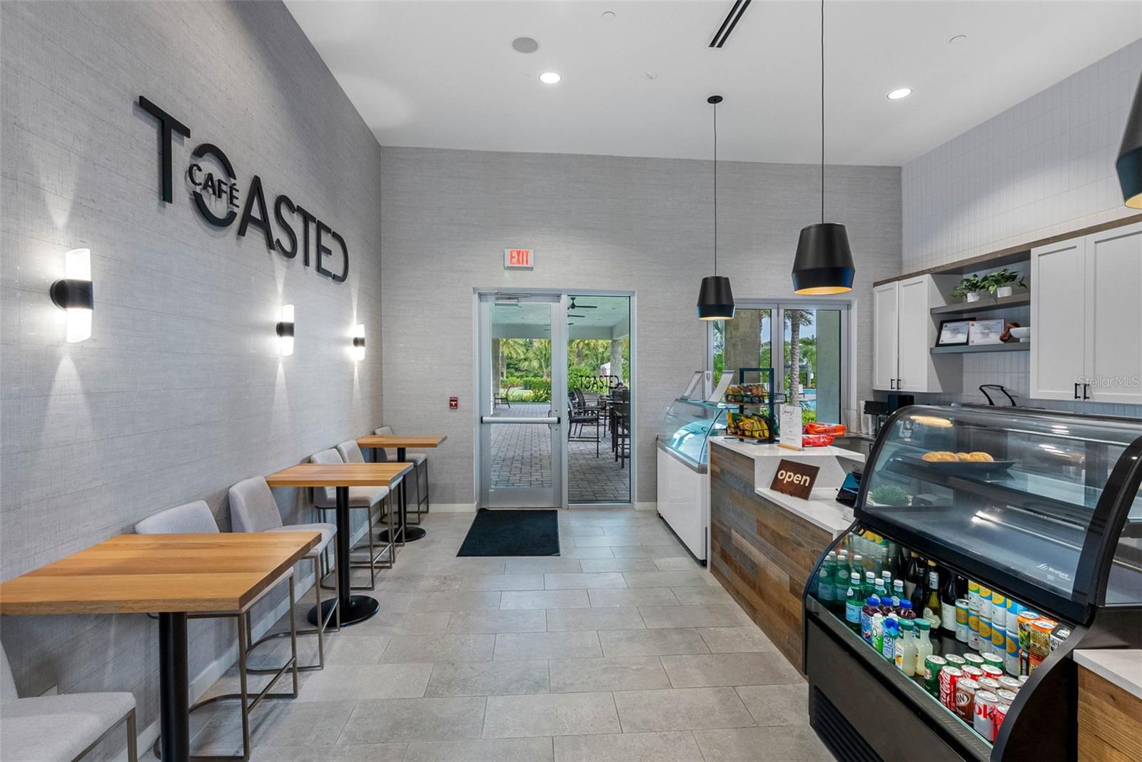 ESPLANADE/WIREGRASS RANCH PHS - Residential