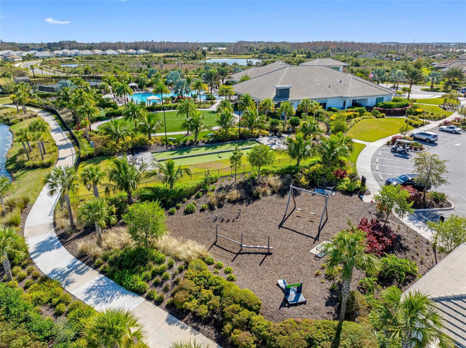 ESPLANADE/WIREGRASS RANCH PHS - Residential