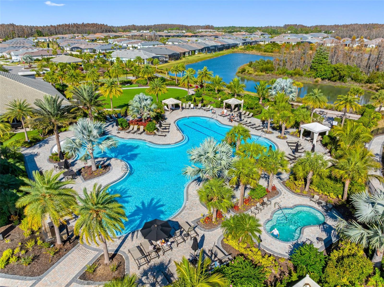 ESPLANADE/WIREGRASS RANCH PHS - Residential