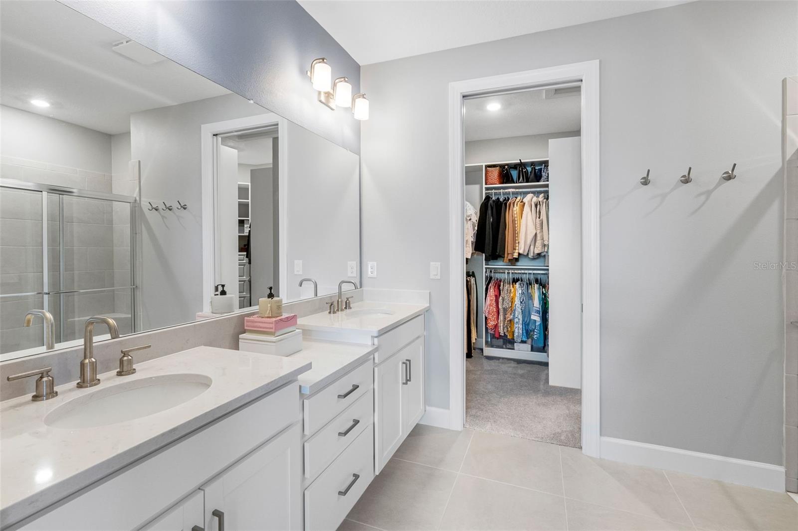 ESPLANADE/WIREGRASS RANCH PHS - Residential