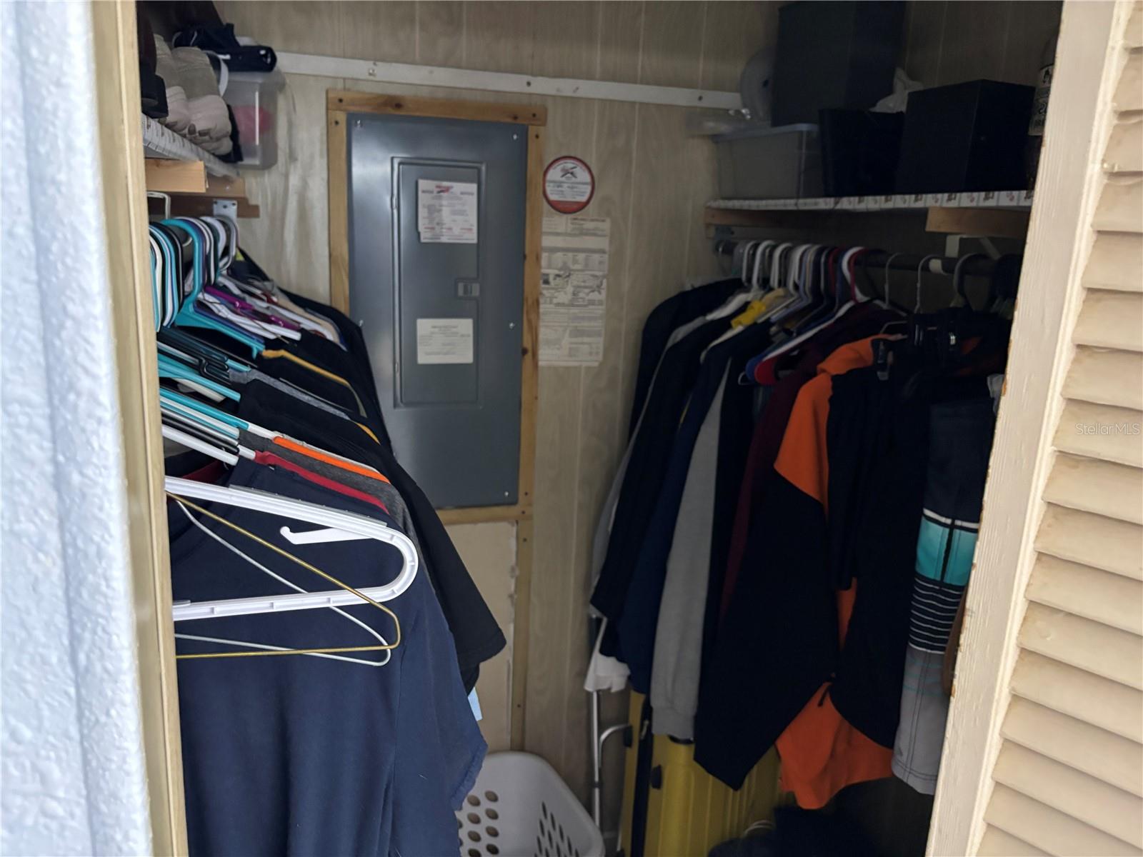 ZELLWOOD STATION - Residential