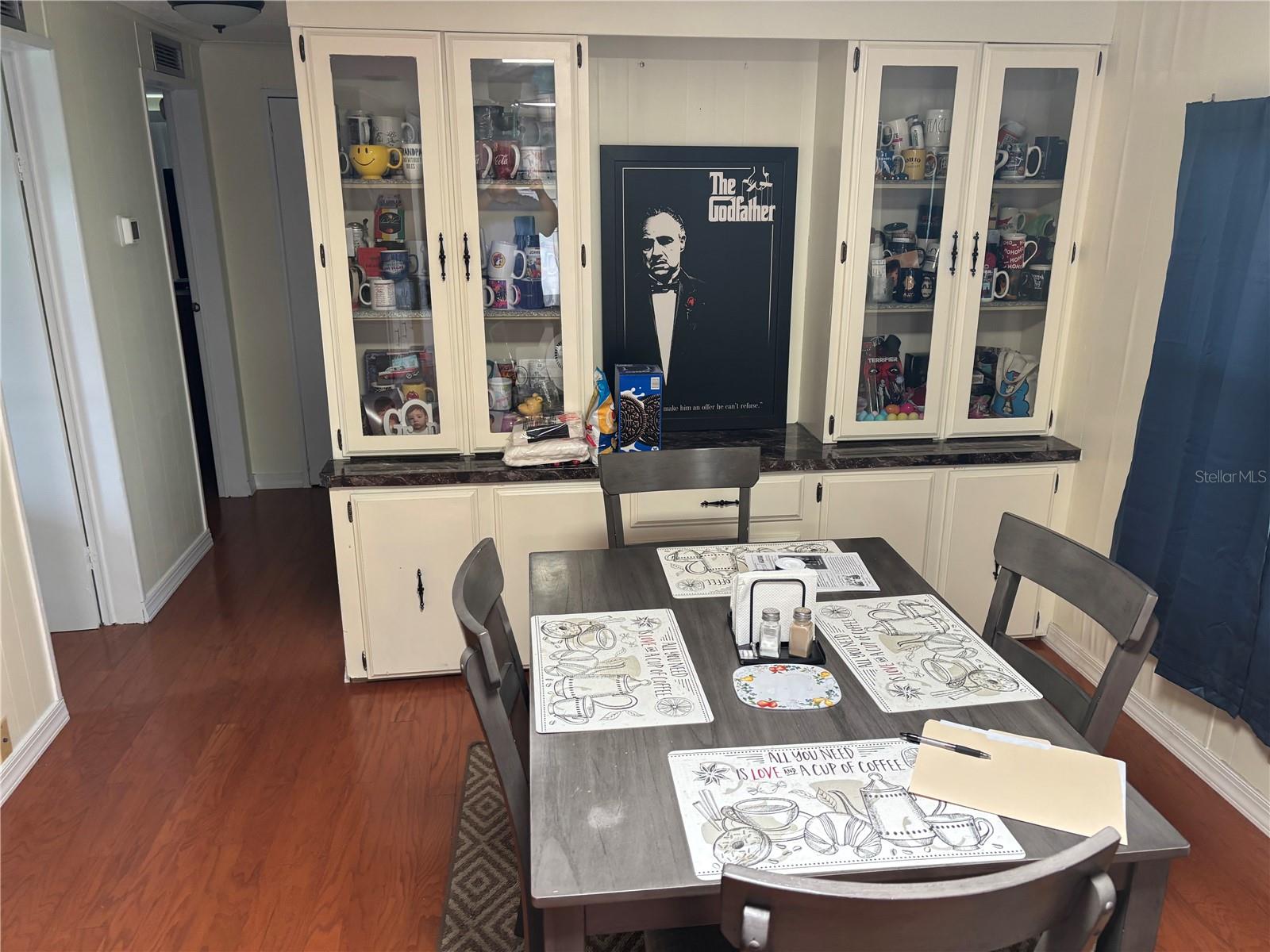 ZELLWOOD STATION - Residential