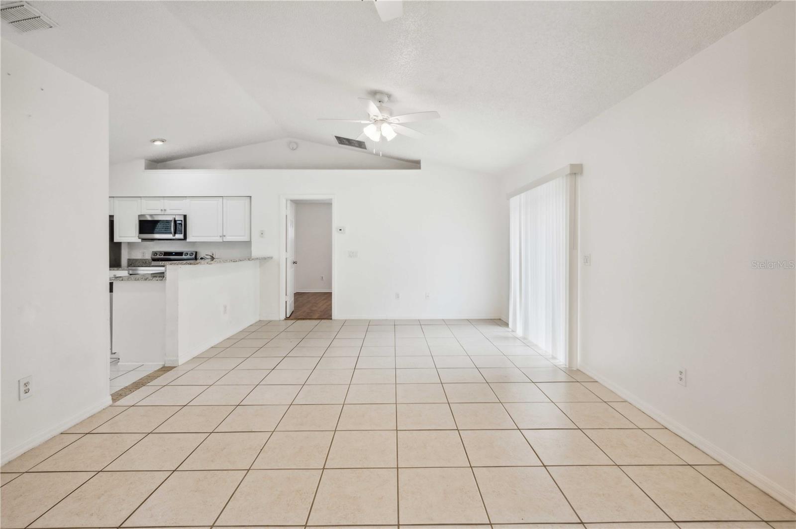 Photo 8 of 27 of 16600 SW 50TH CIRCLE house