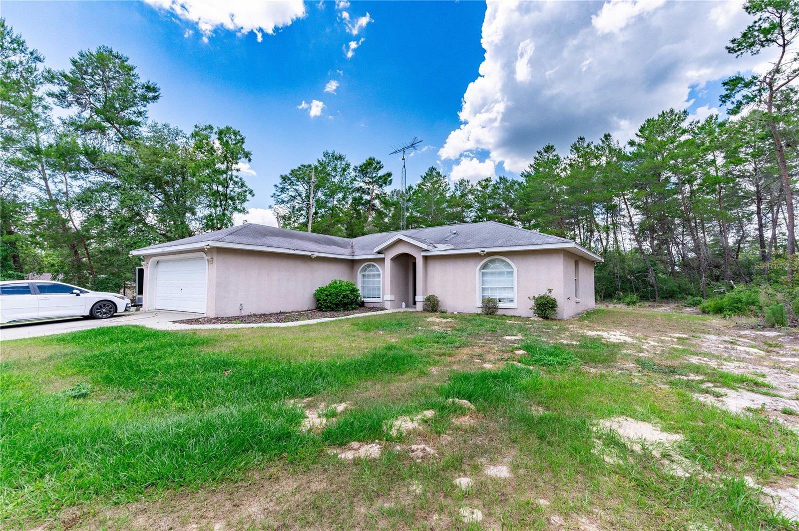 Photo 6 of 27 of 16600 SW 50TH CIRCLE house
