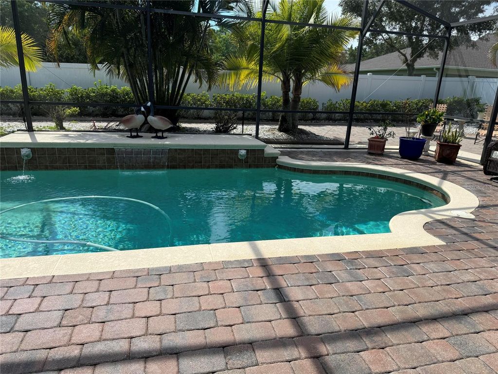 Photo of 2127 Bristol Grande Way, Orlando, FL 32820 (MLS # O6405294)