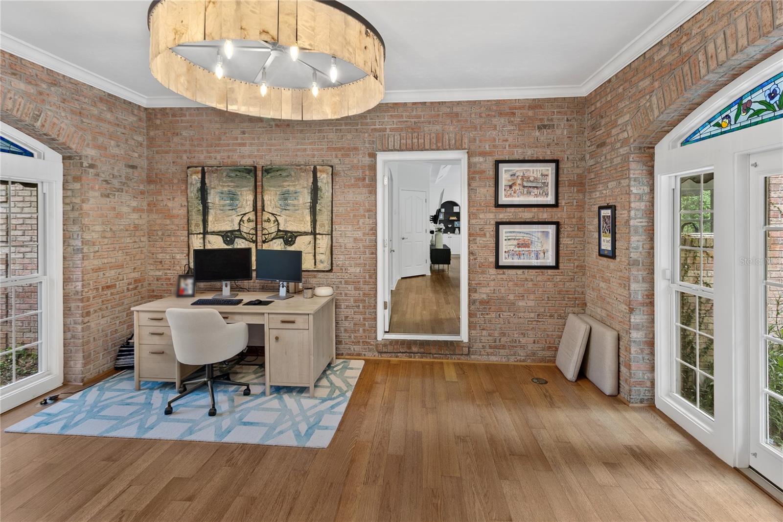 PINE HILL ESTATE ADD 3 - Residential Lease