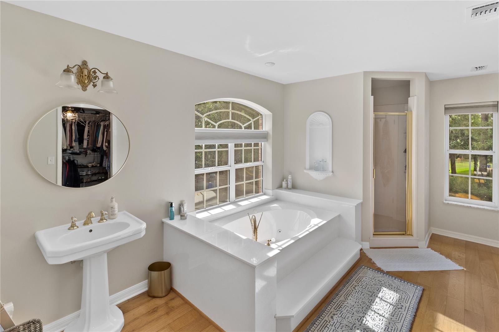 PINE HILL ESTATE ADD 3 - Residential Lease