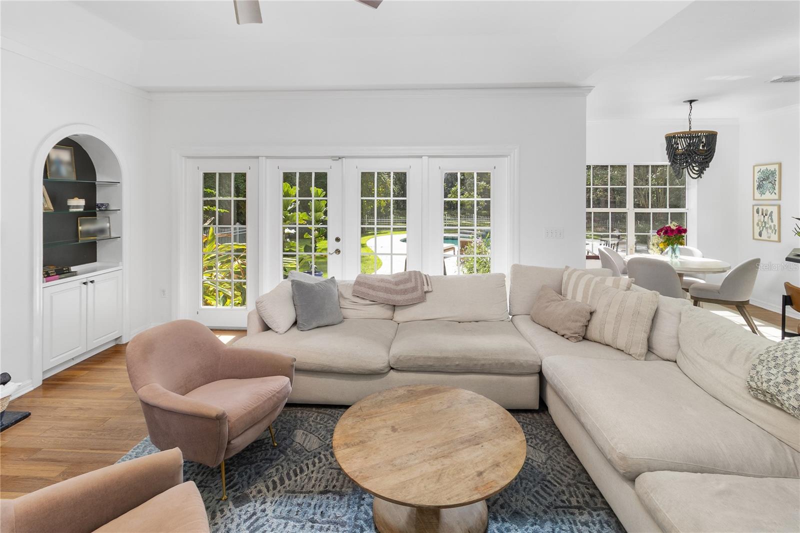 PINE HILL ESTATE ADD 3 - Residential Lease