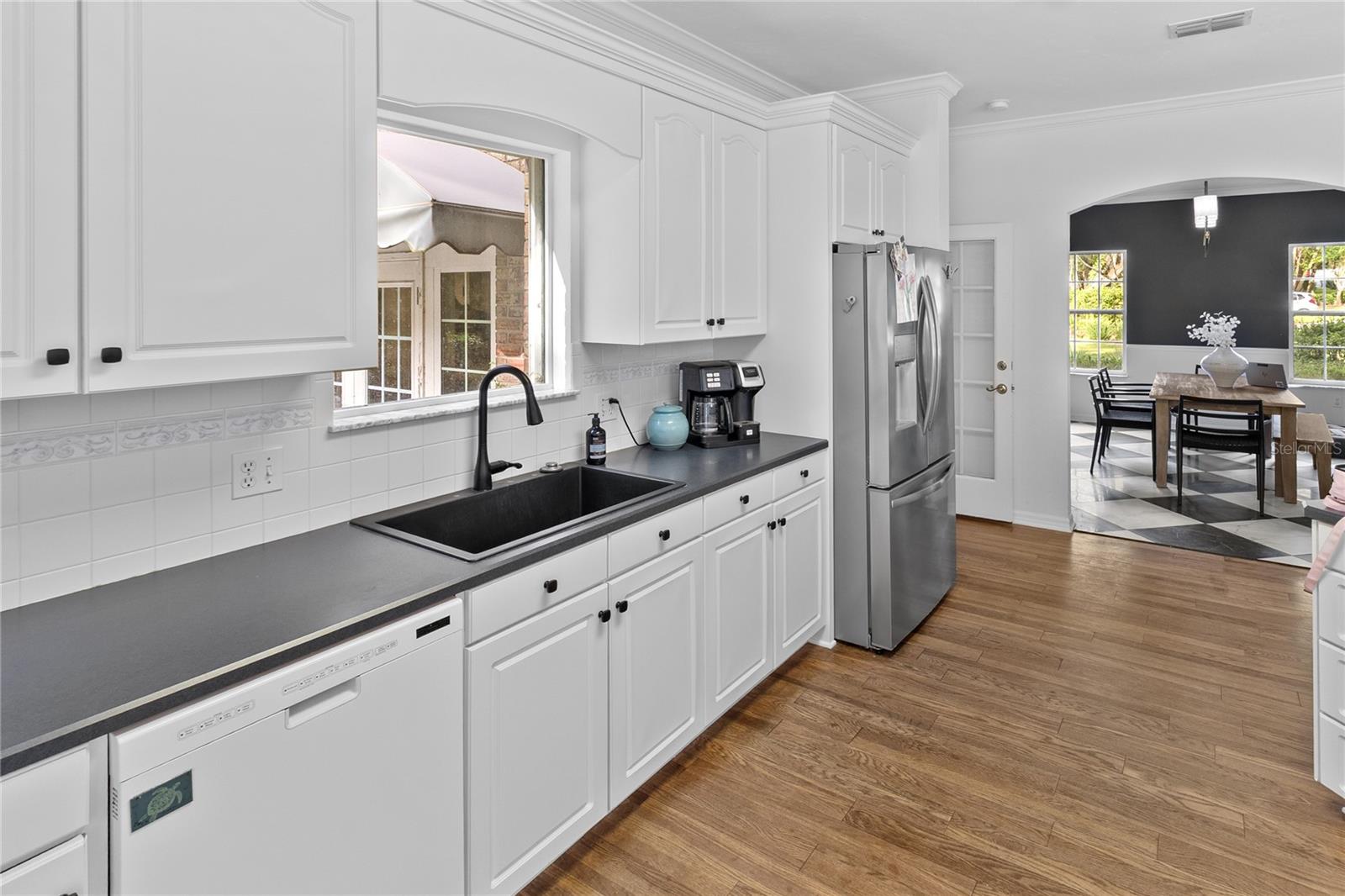 PINE HILL ESTATE ADD 3 - Residential Lease