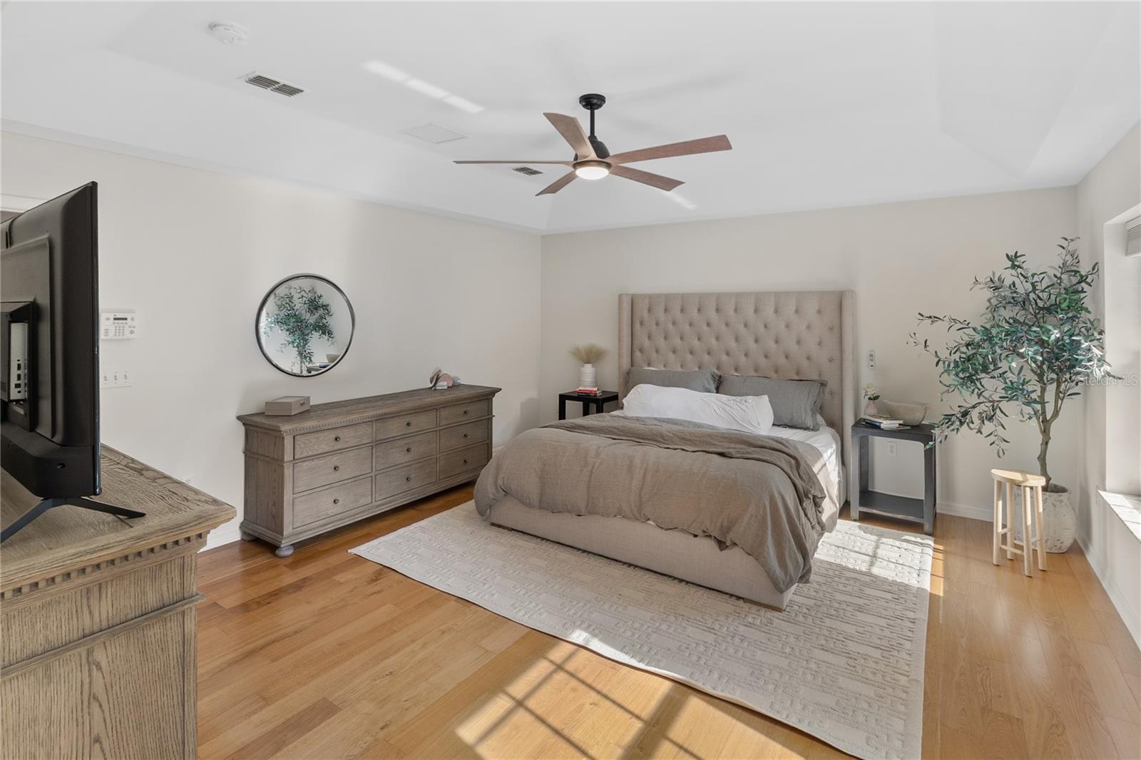 PINE HILL ESTATE ADD 3 - Residential Lease