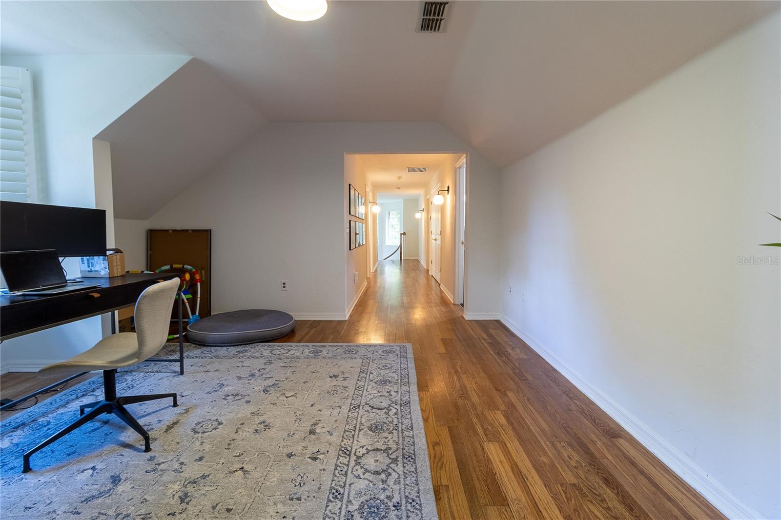 PINE HILL ESTATE ADD 3 - Residential Lease