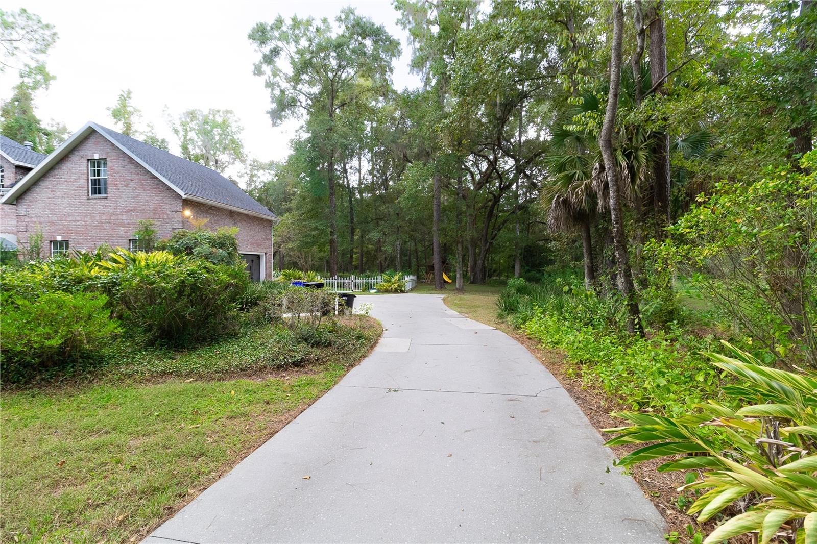 PINE HILL ESTATE ADD 3 - Residential Lease