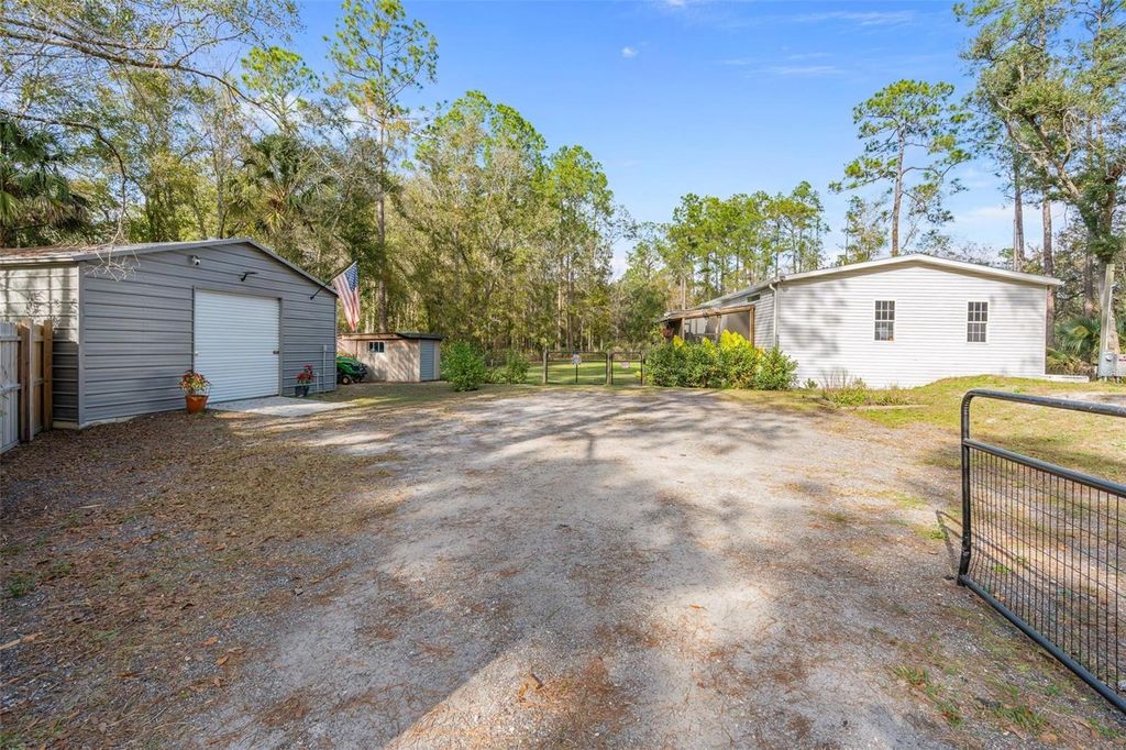 Photo of 5132 Walnut Avenue, Bunnell, FL 32110 (MLS # V4946391)