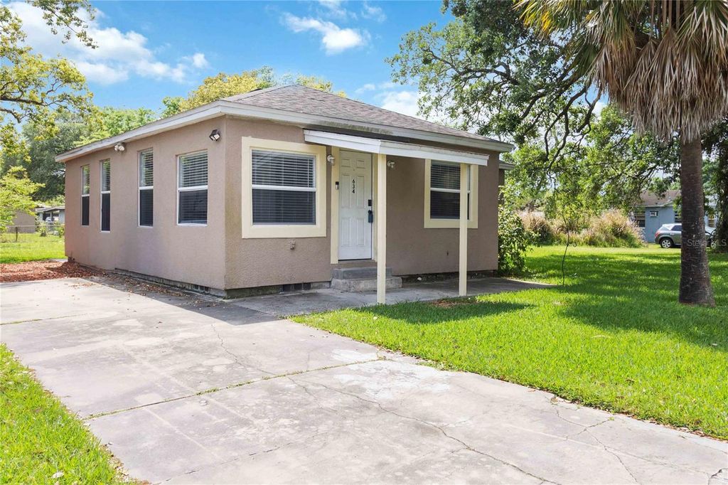 Photo of 634 18th Street, Orlando, FL 32805 (MLS # O6394305)