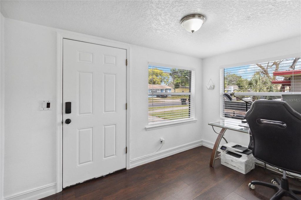 Photo of 634 18th Street, Orlando, FL 32805 (MLS # O6394305)