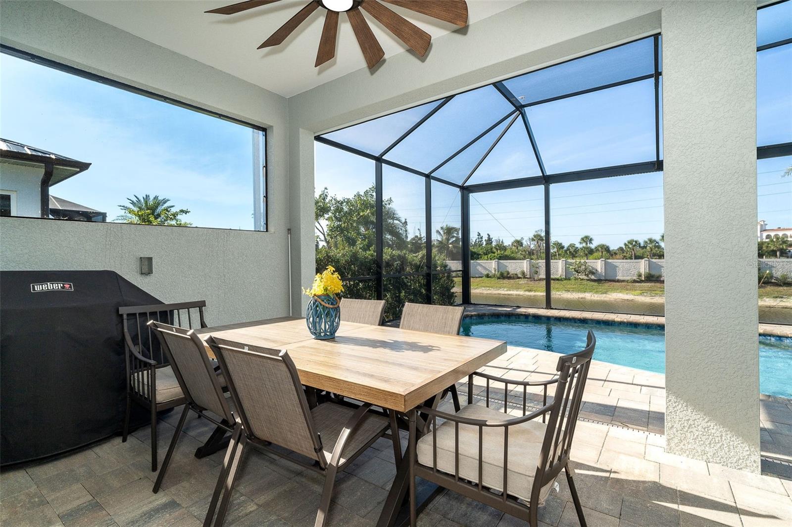 CORAL CAYE - Residential