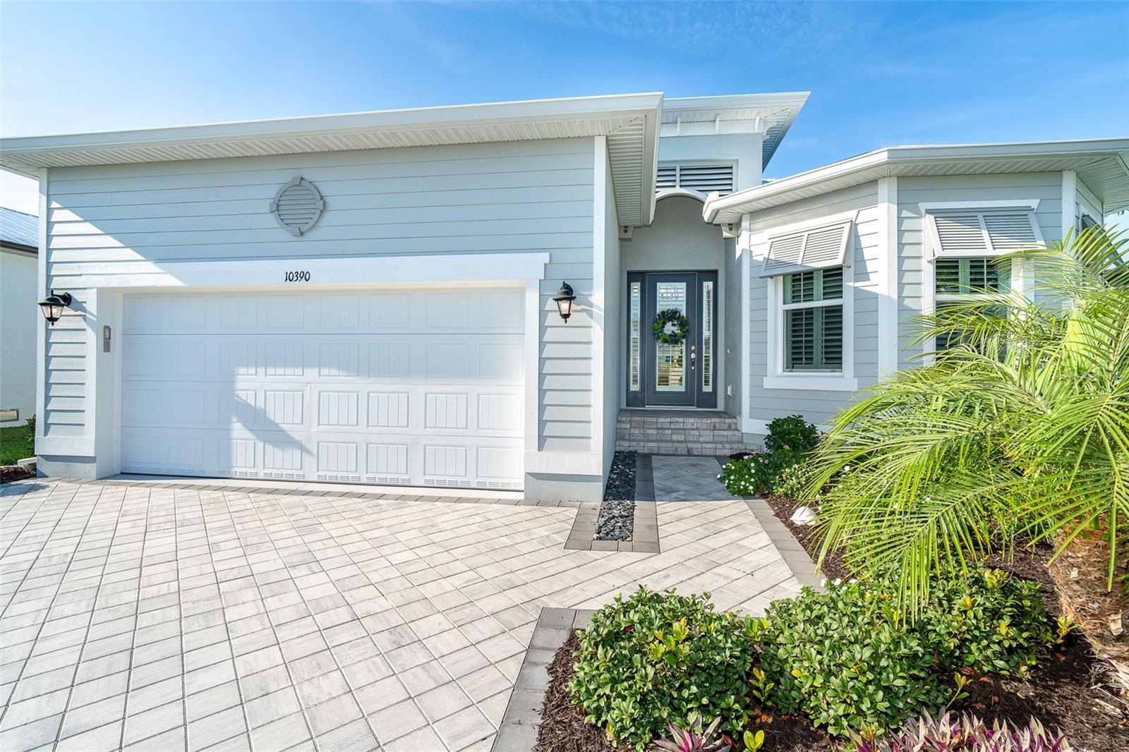 CORAL CAYE - Residential