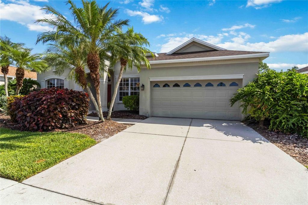Photo of 343 Londonderry Drive, Sarasota, FL 34240 (MLS # A4666644)