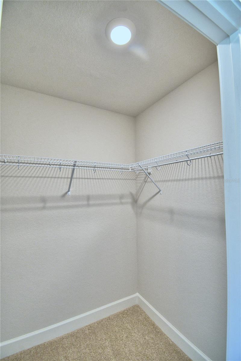 HICKORY RIDGE ESTATES - Residential