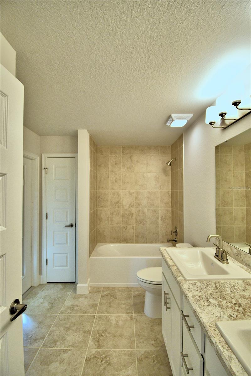 HICKORY RIDGE ESTATES - Residential