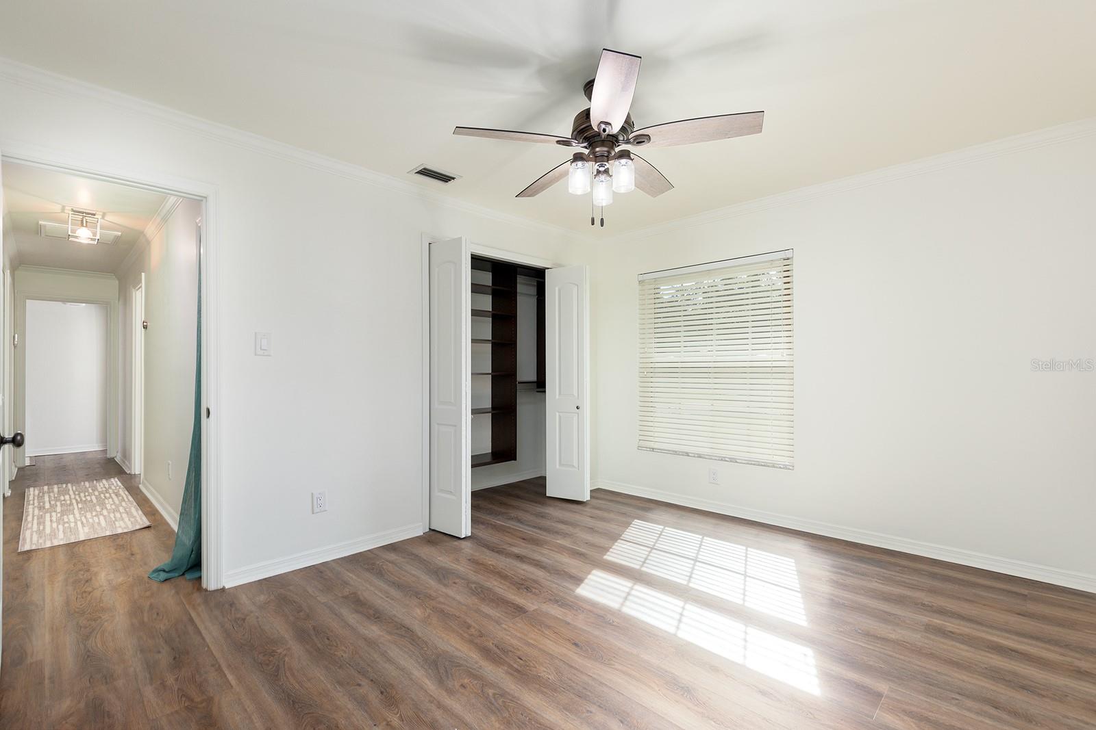 LAKE LAGRANGE MANOR - Residential