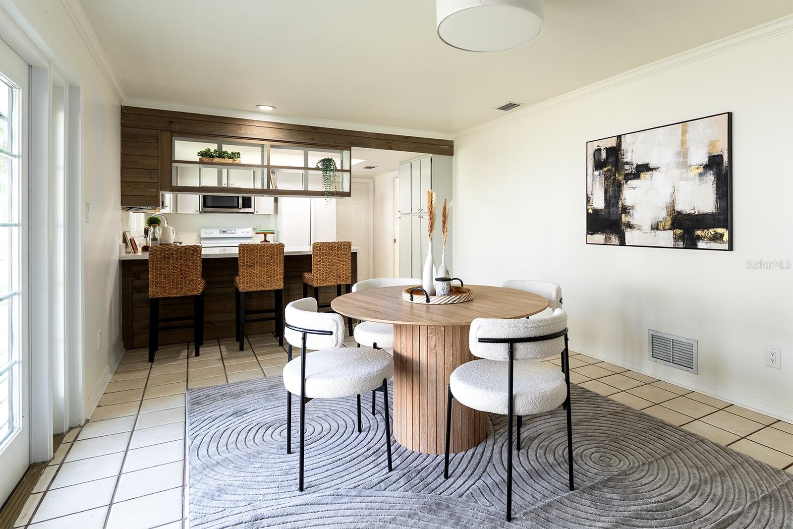 LAKE LAGRANGE MANOR - Residential